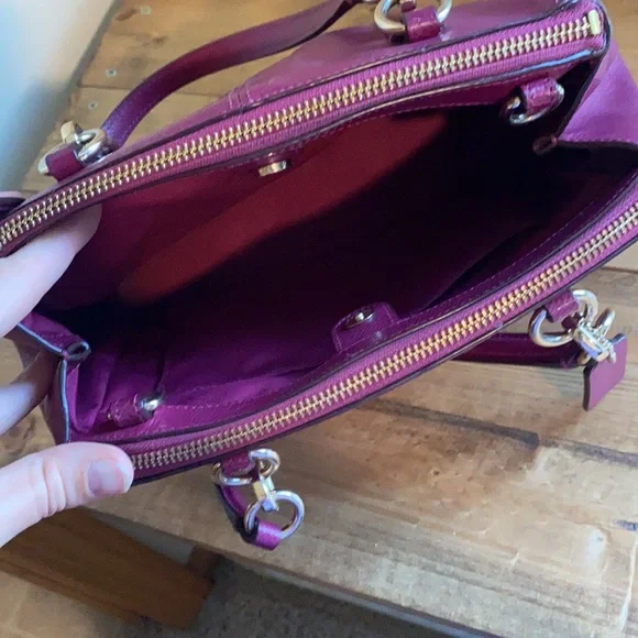 Coach Purse - Great condition! - Picture 4 of 5